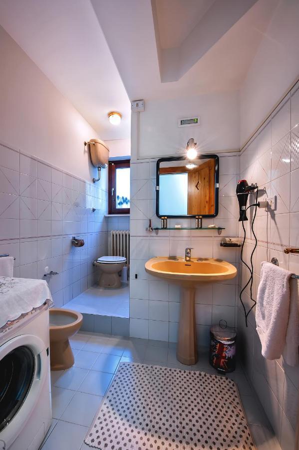 Apartamento A Casa Di Galdino E Vittorianna LʼAquila Exterior foto
